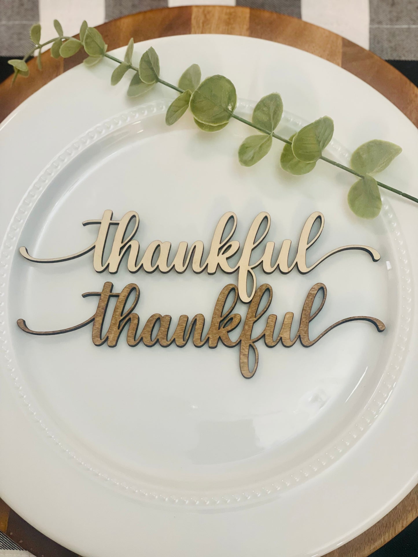 Thankful Place Cards, Thanksgiving Name Plates, Thankful Wooden Place Setting, Holiday Decor, Thanksgiving Place Settings